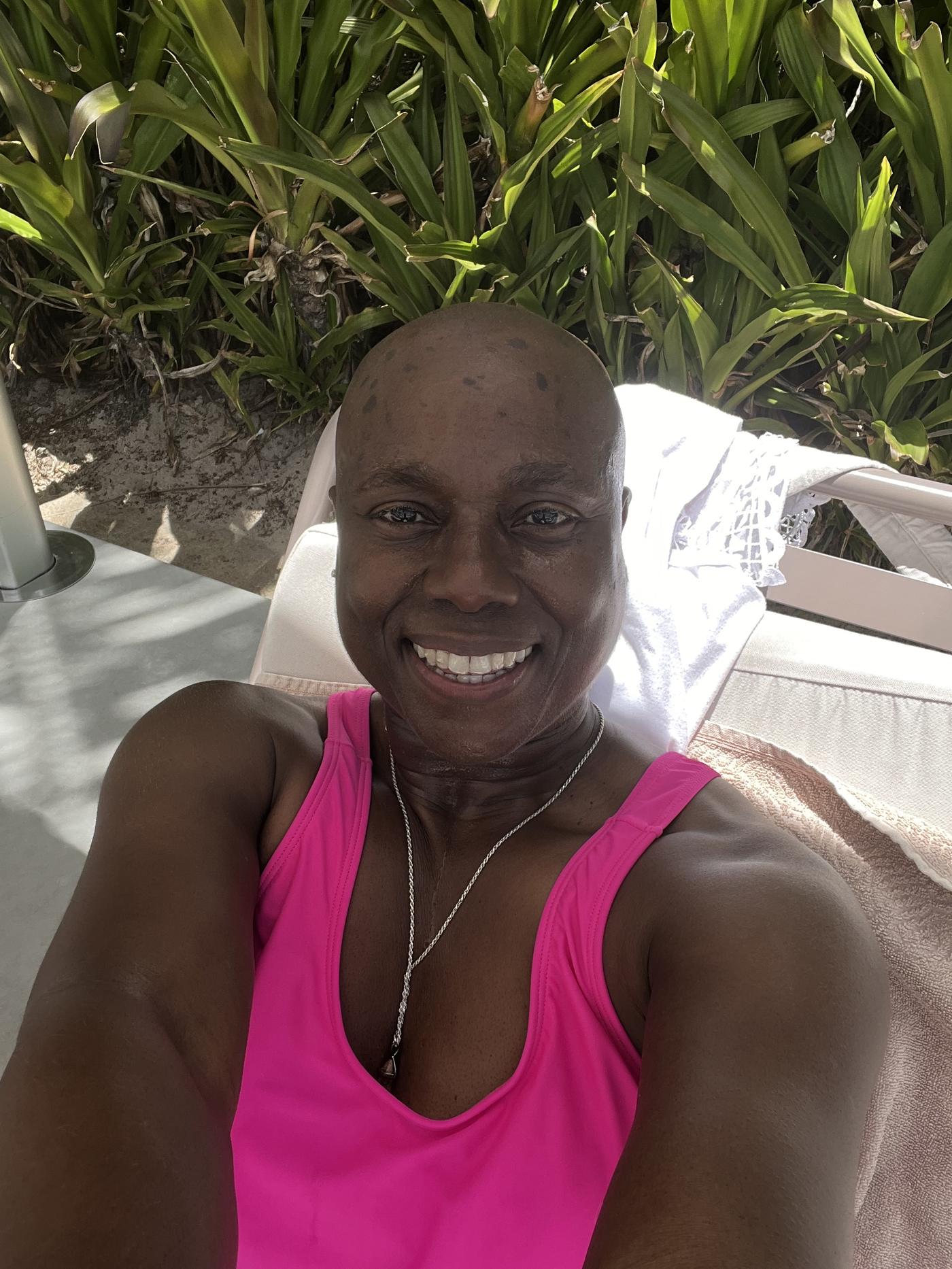 Geezell, solo, Cancún birthday
